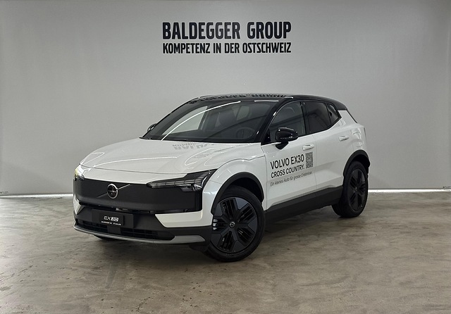 Volvo EX30 CC E60 Twin Performance A