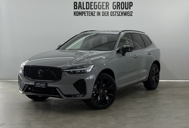 Volvo XC60 2.0 B5 MH Black Edition A