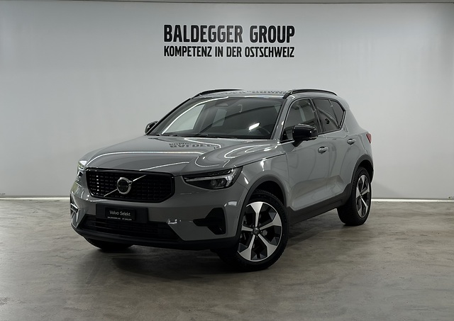 Volvo XC40 2.0 B4 MH Plus Dark
