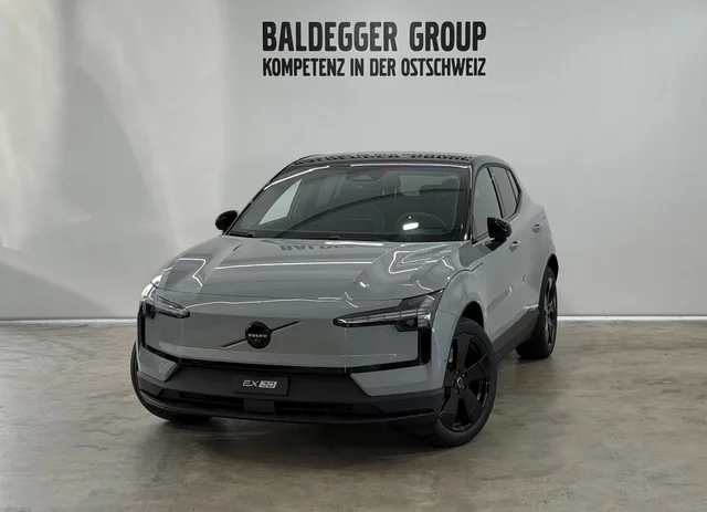 Volvo EX30 P8 Ultra XCENTRIC Black E