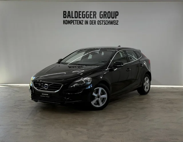 Volvo V40 2.0 D4 Momentum S/S