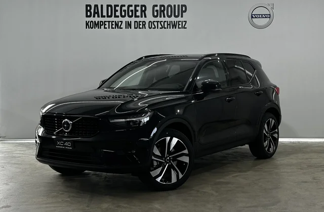 Volvo XC40 2.0 B4 MH Ultra Dark